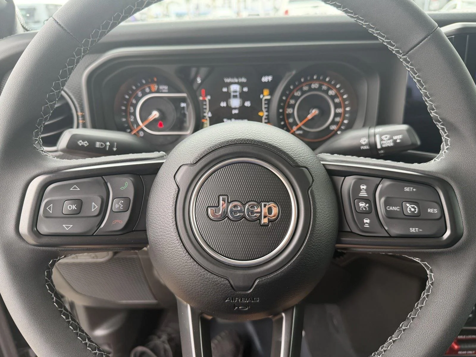 New 2026 Black Clear-Coat Exterior Paint Jeep Mojave image 19