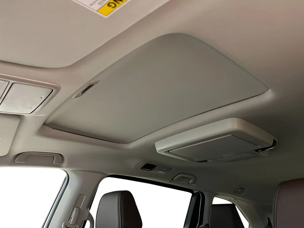 New 2026 Platinum White Pearl Honda Touring image 22