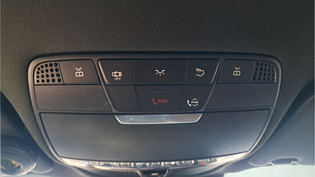 Used 2021  Mercedes-Benz GLC 300 image 28
