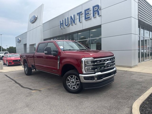 2026 Ford Super Duty F-350® Lariat®