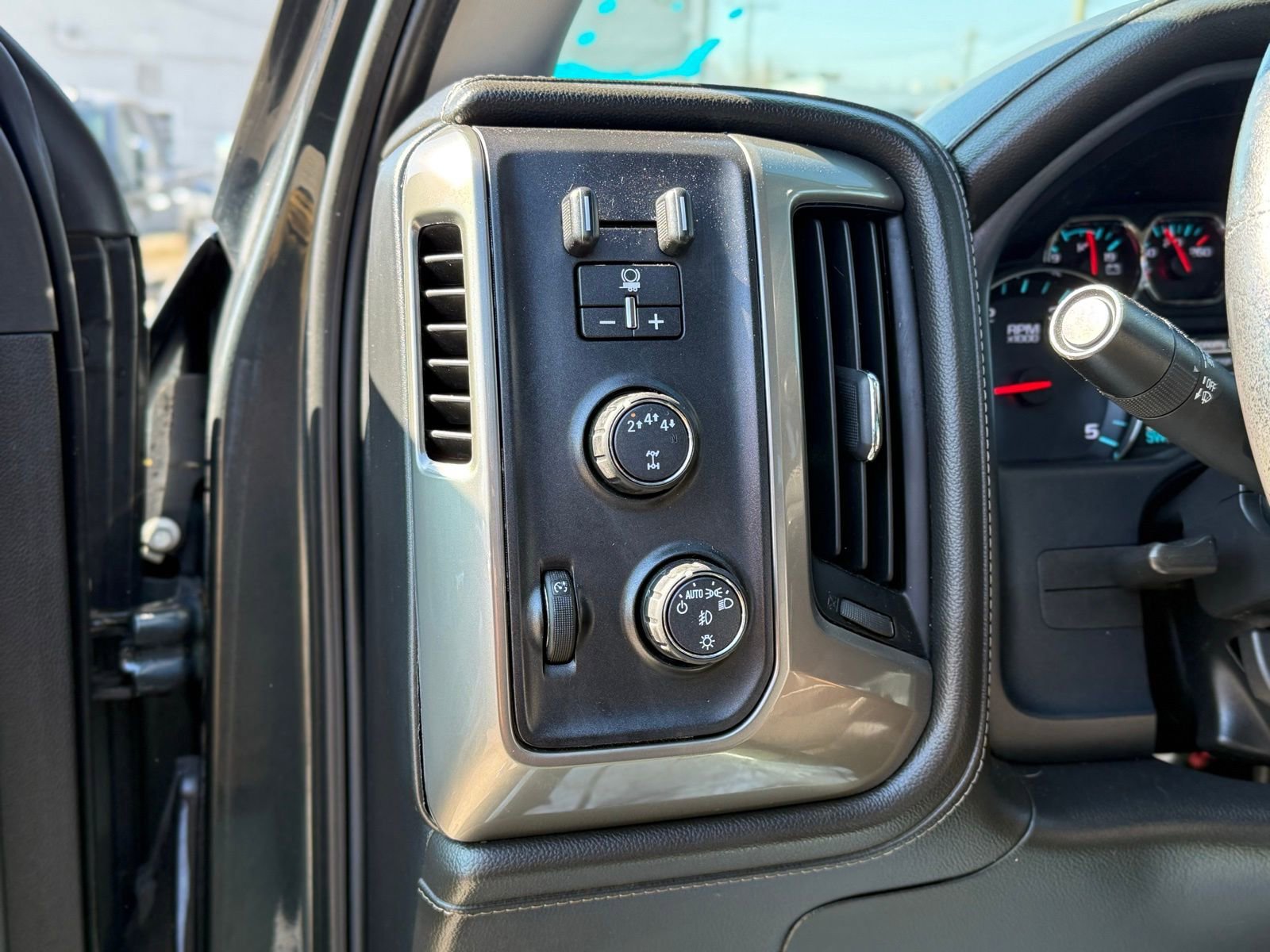 2019 Chevrolet Silverado 2500HD High Country - Photo 30
