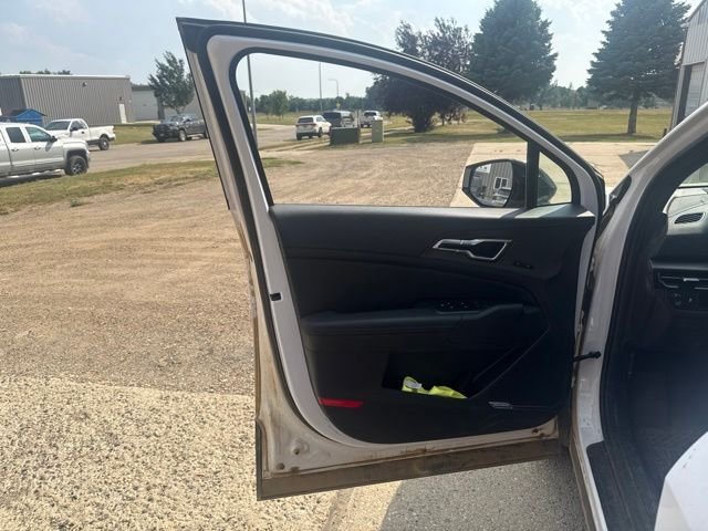 Used 2026 White Kia X-Line image 20