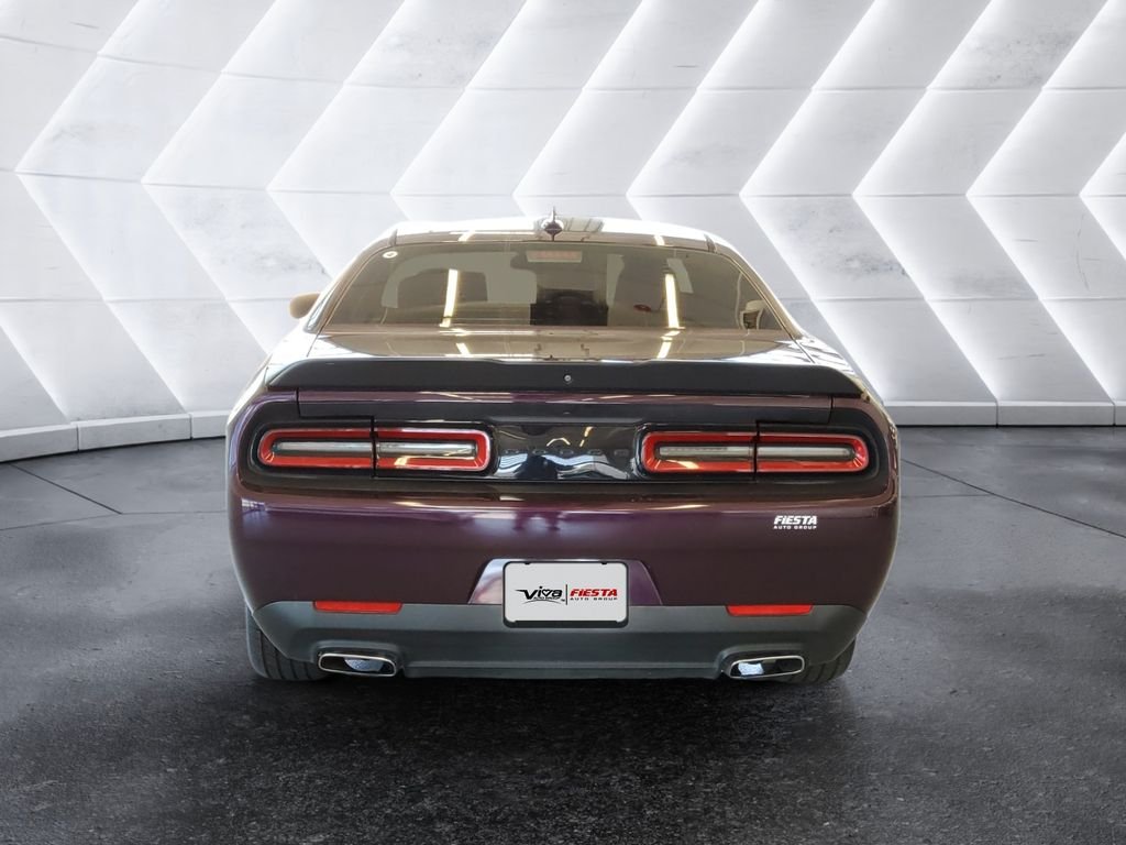 Used 2022 Purple Dodge SXT image 5