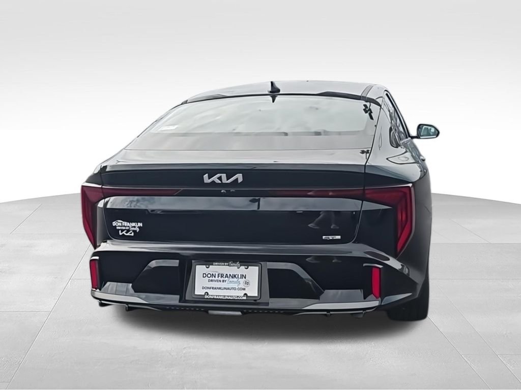 Used 2025 Black Kia GT-Line image 8
