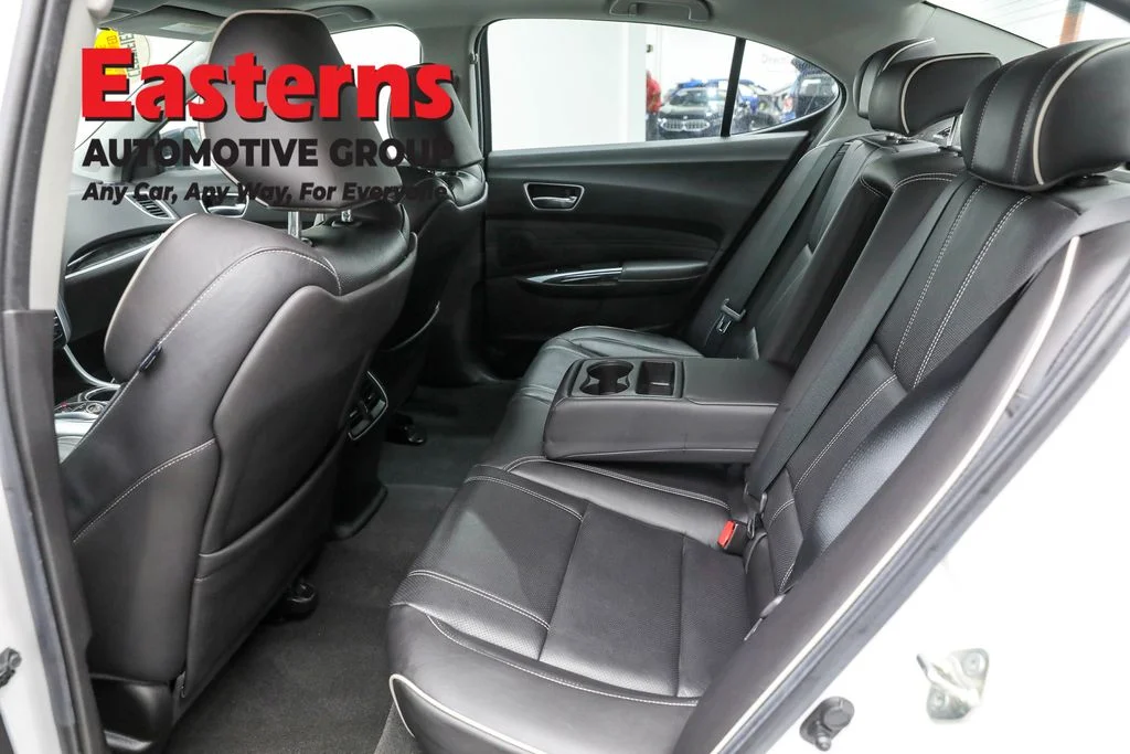 Used 2020 White Acura 3.5L Technology Pkg image 21