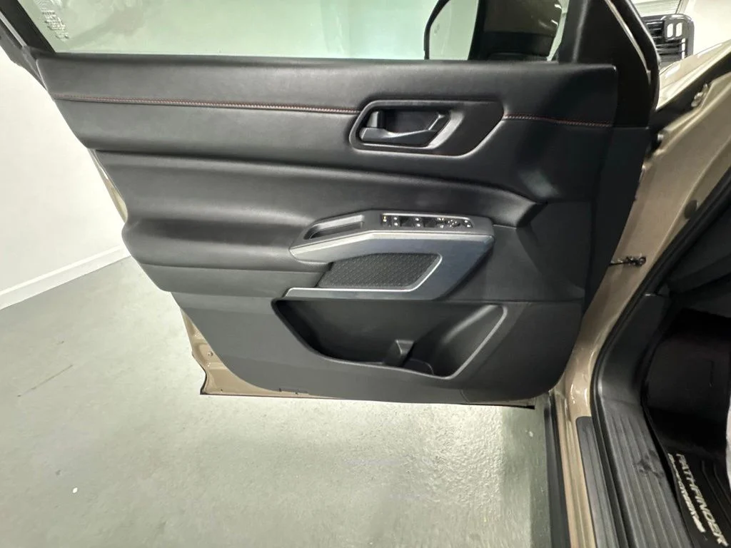 Used 2025 Brown Nissan Rock Creek image 14