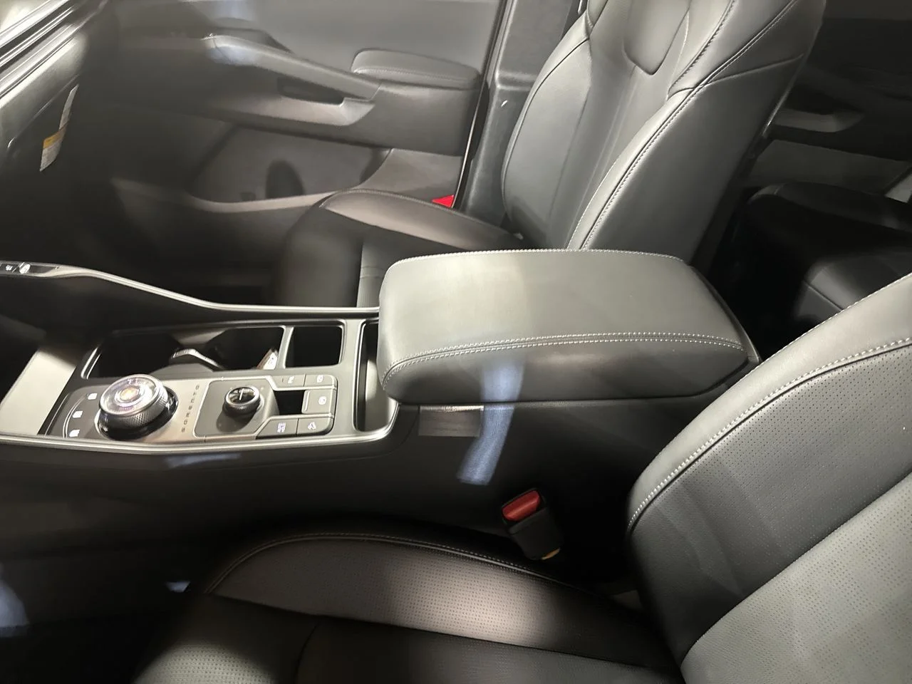 New 2026 Snow White Pearl Kia EX image 26