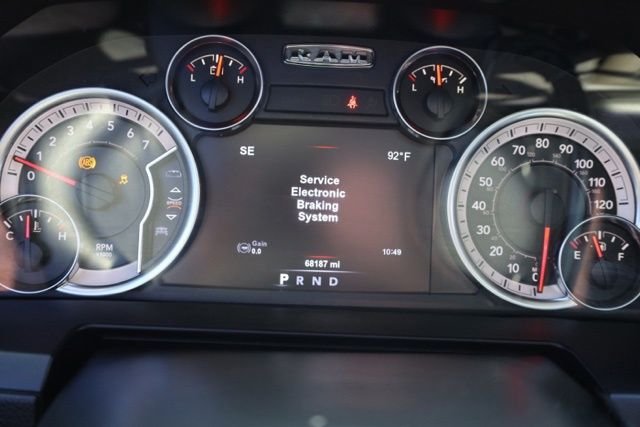 Used 2018 Black Ram Laramie image 25