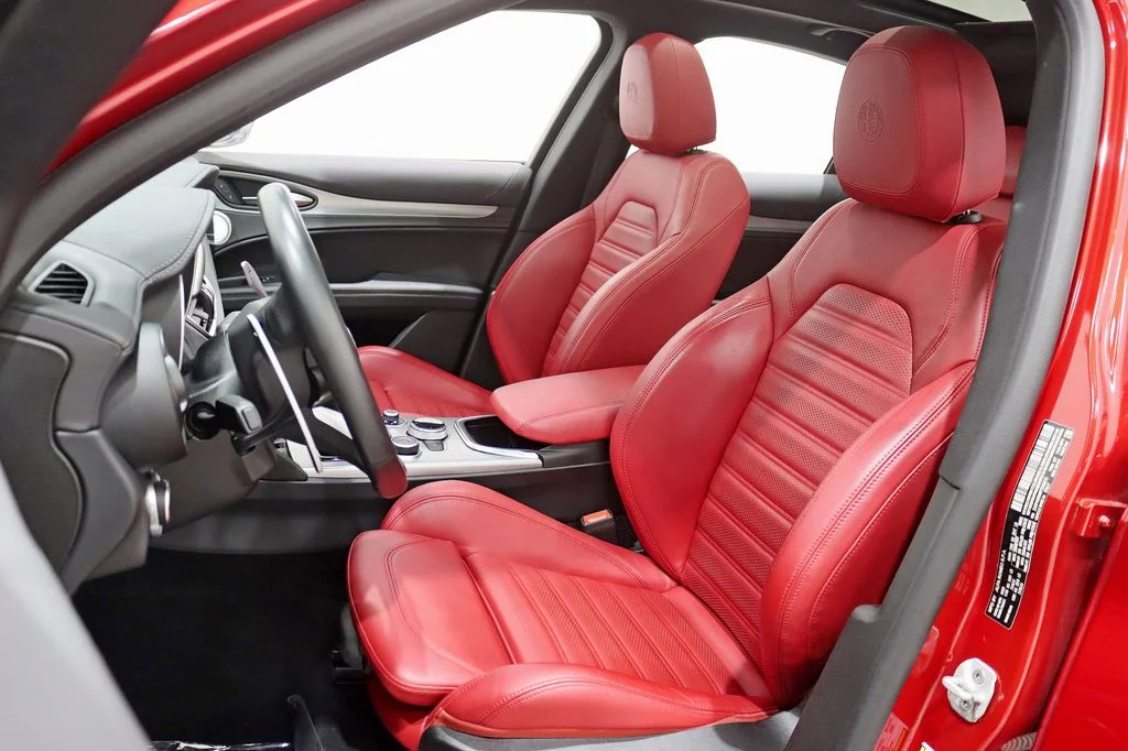 2023 Alfa Romeo Stelvio Veloce