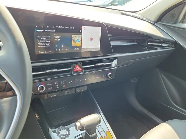 New 2025 Aurora Black Pearl Kia EX Touring image 31
