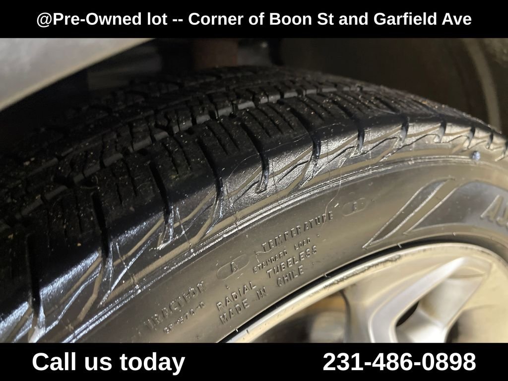 Used 2014 Black Ford Titanium image 12