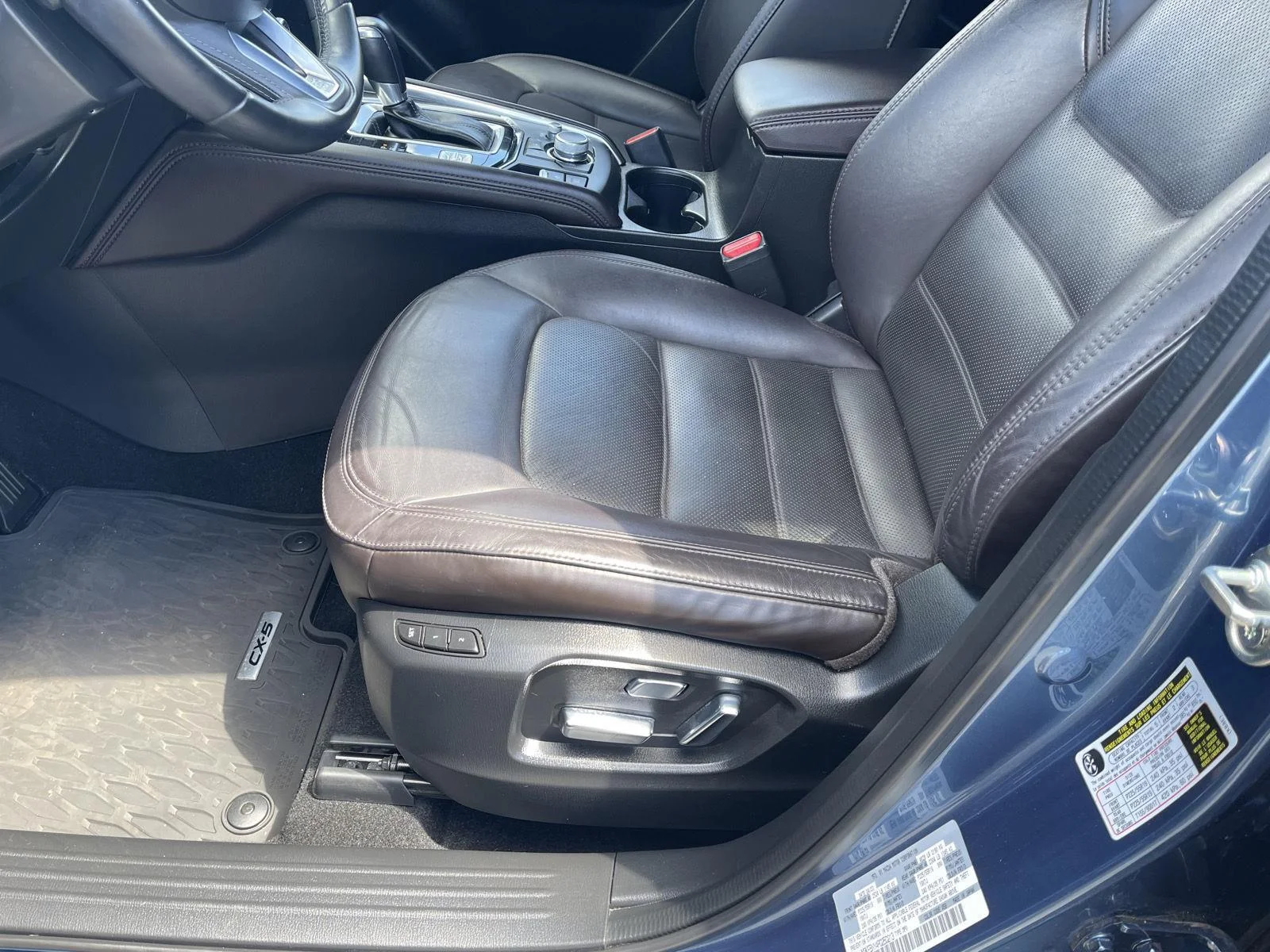 Used 2023 Eternal Blue Mica Mazda 2.5 Turbo Signature image 3