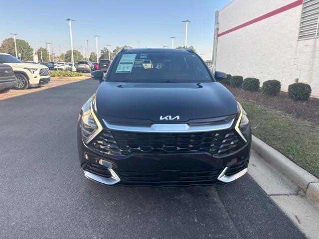 Used 2023 Black Kia SX-Prestige image 2