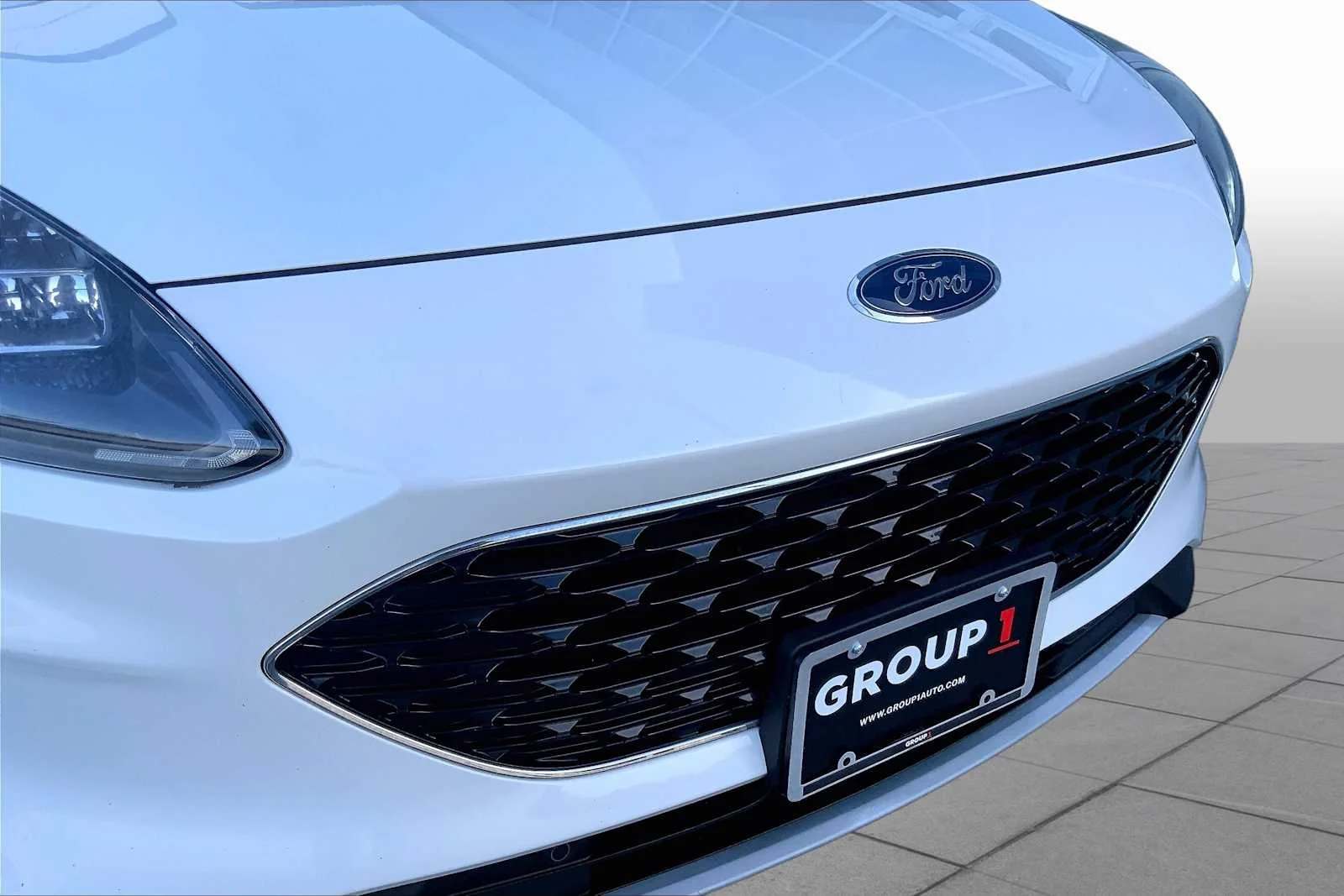 Used 2020 Star White Metallic Tri-Coat Ford Titanium Hybrid image 32