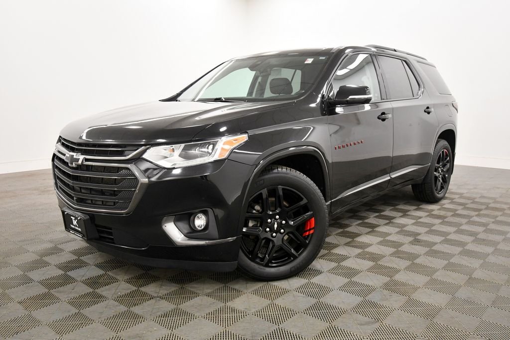 Used 2020 Chevrolet Traverse Premier with VIN 1GNEVKKW4LJ133175 for sale in Rochester, Minnesota