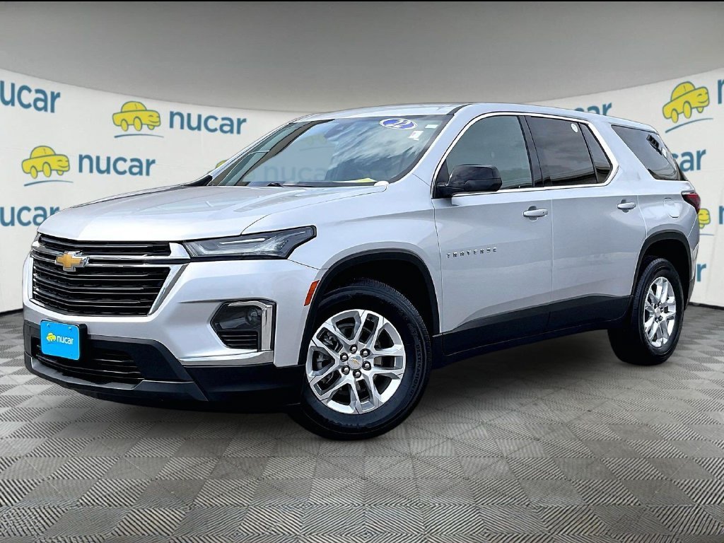 Used 2022 Silver Chevrolet LS image 3