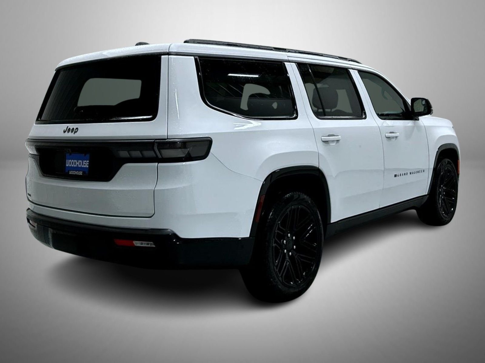 New 2026 Bright White Clear-Coat Exterior Paint Jeep Limited Reserve image 5