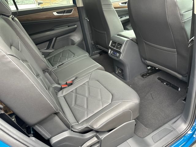 New 2026 Blue Volkswagen 2.0T SE w/Technology image 33