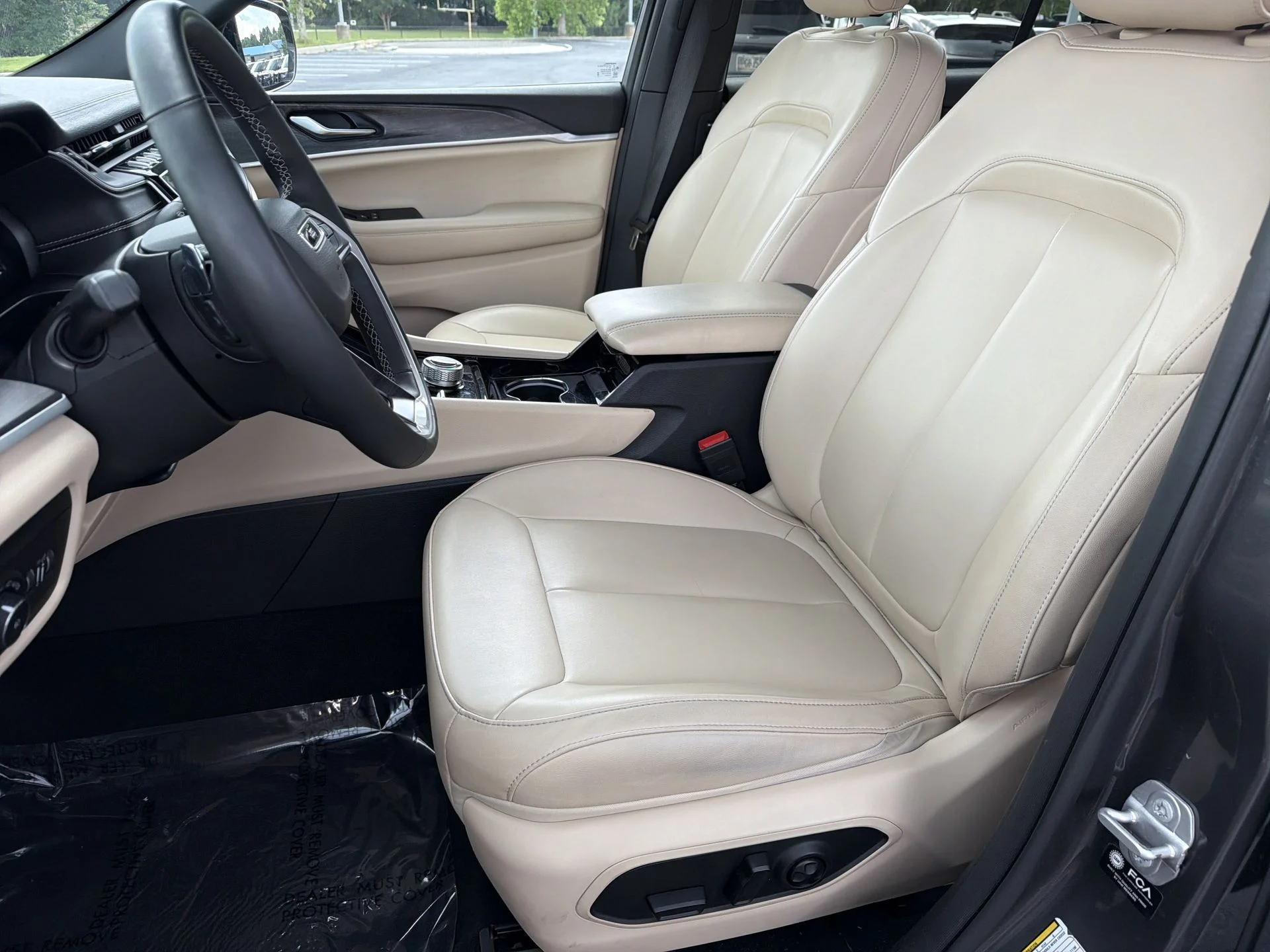 Certified Used 2023 Metallic Jeep Limited image 20