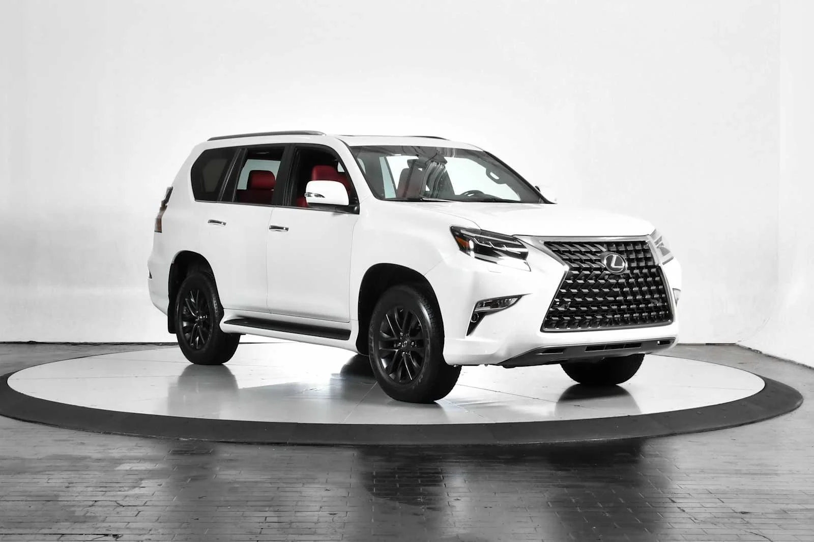 Certified Used 2022 Starfire Pearl Lexus Premium image 9