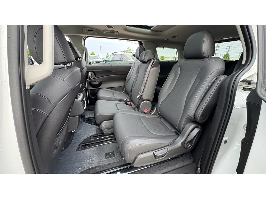New 2026 Whi Kia SX Prestige image 25