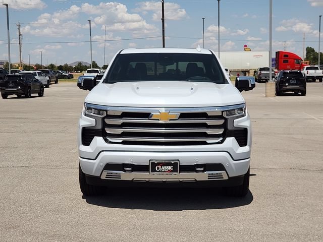 New 2026 Polar White Tricoat Chevrolet High Country image 2