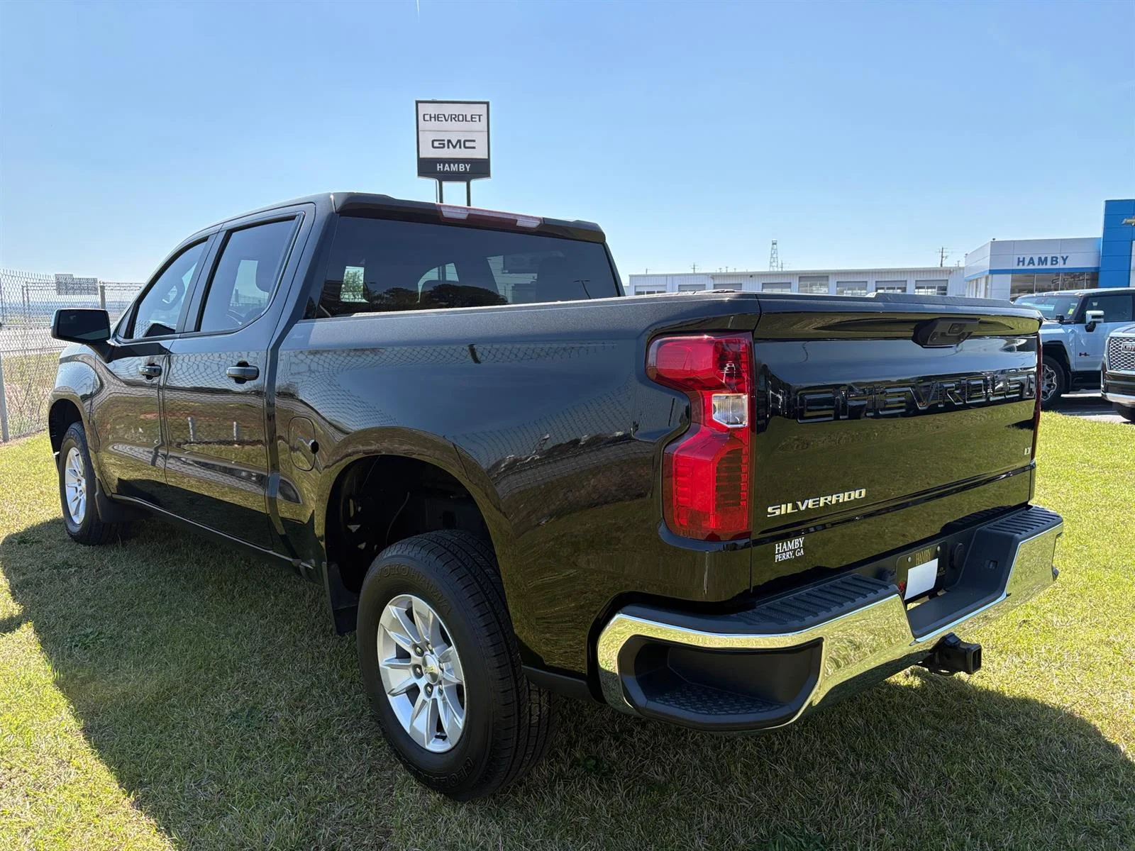 Used 2023 Black Chevrolet LT image 7