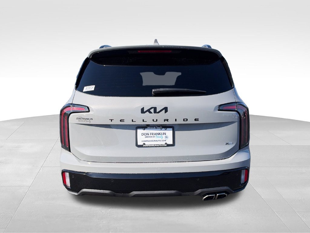 Used 2025 Gray Kia SX-Prestige X-Line image 4