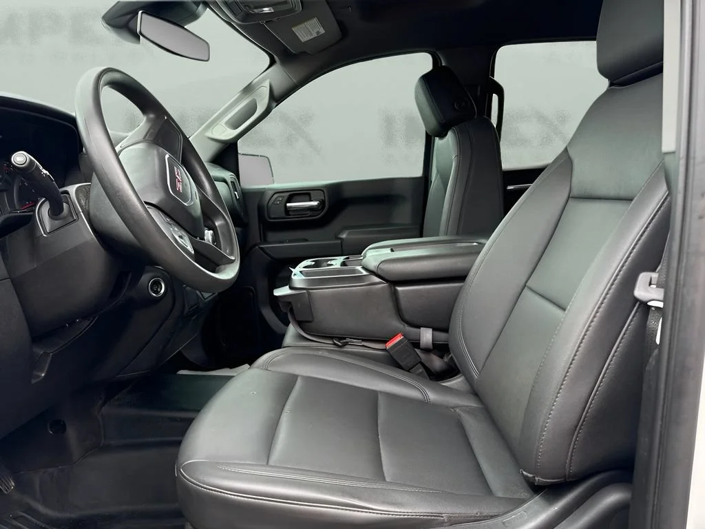 Used 2024 Summit White GMC Pro image 9