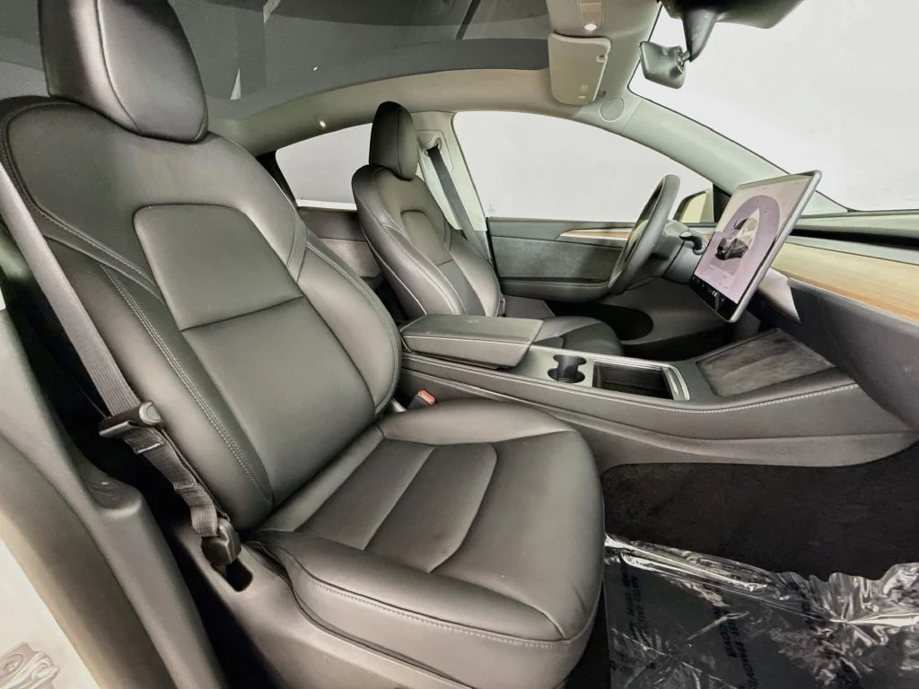 Used 2023 White Tesla Long Range image 28