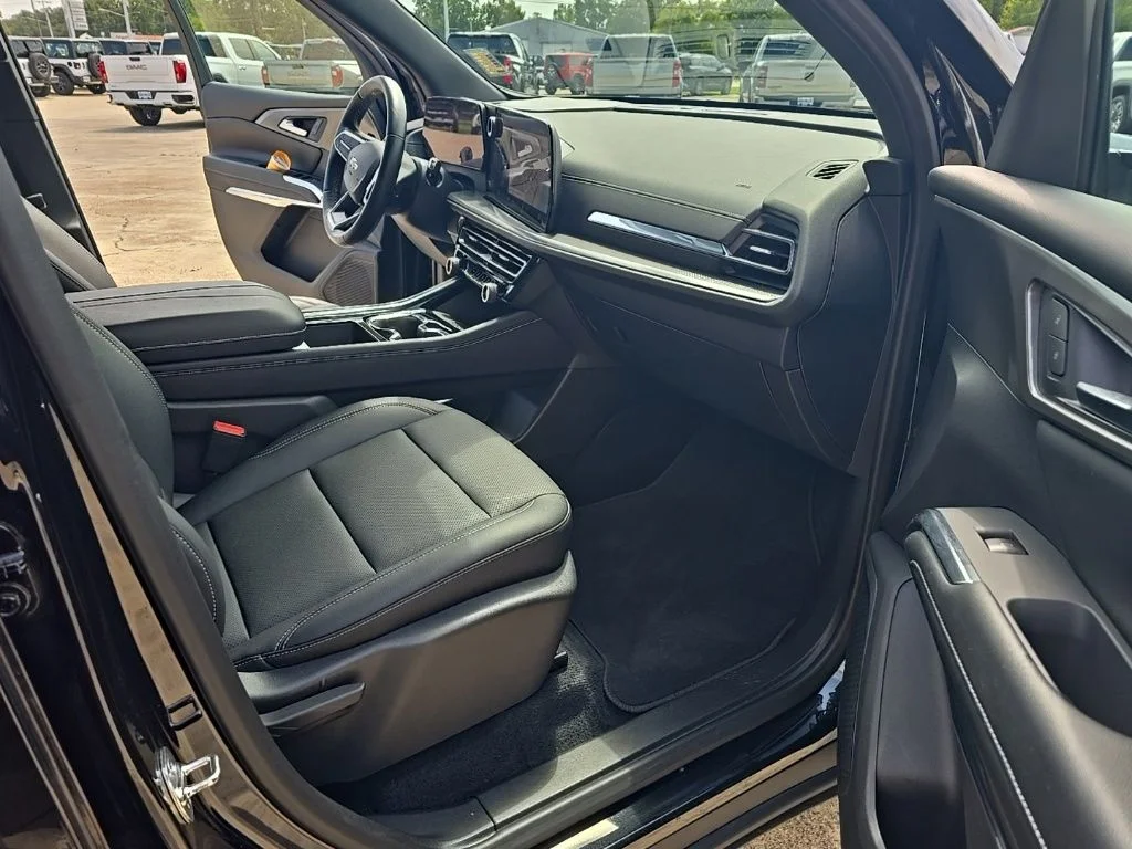 Used 2026 Black Chevrolet LT image 15