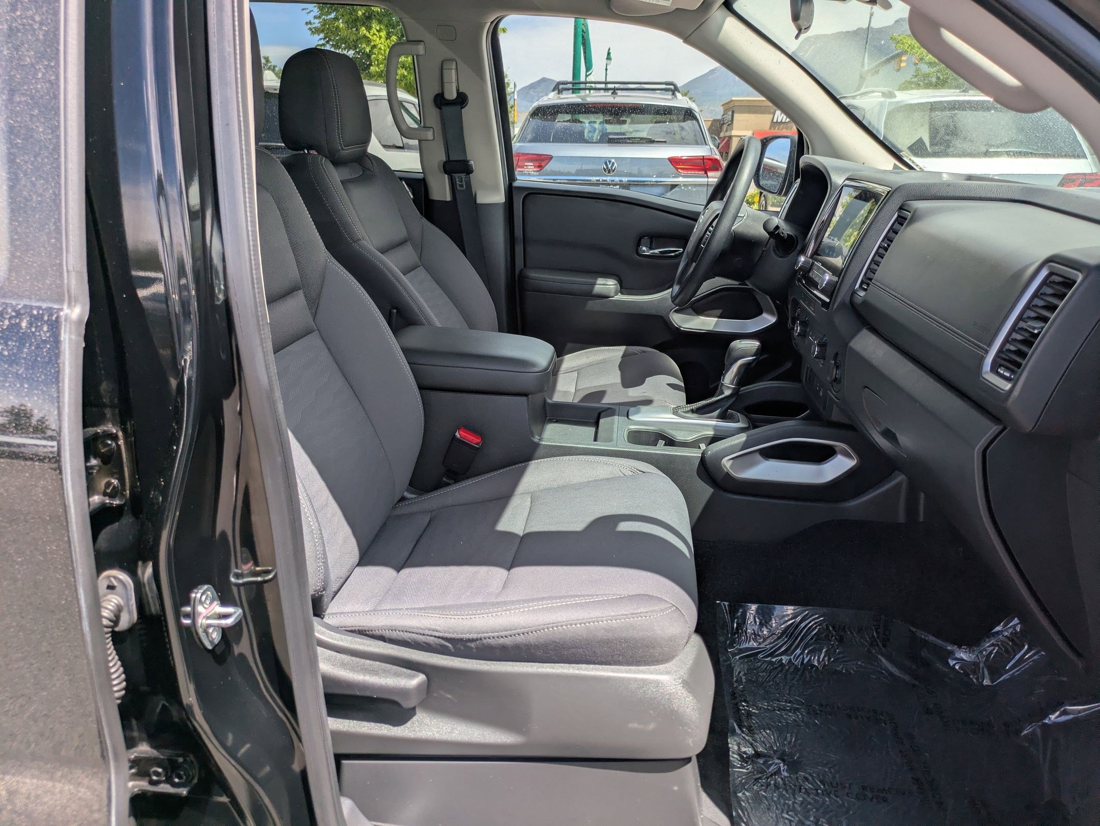 Used 2023 Super Black Nissan SV image 30