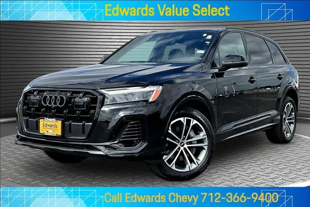 2025 Audi Q7 45 Premium Plus quattro Tiptronic's photo