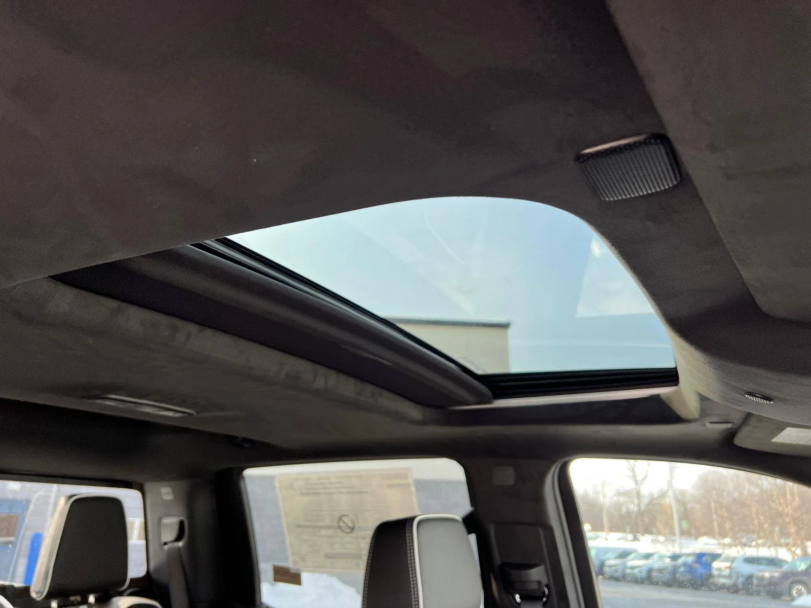 2026 GMC Sierra 1500 AT4X - Photo 9