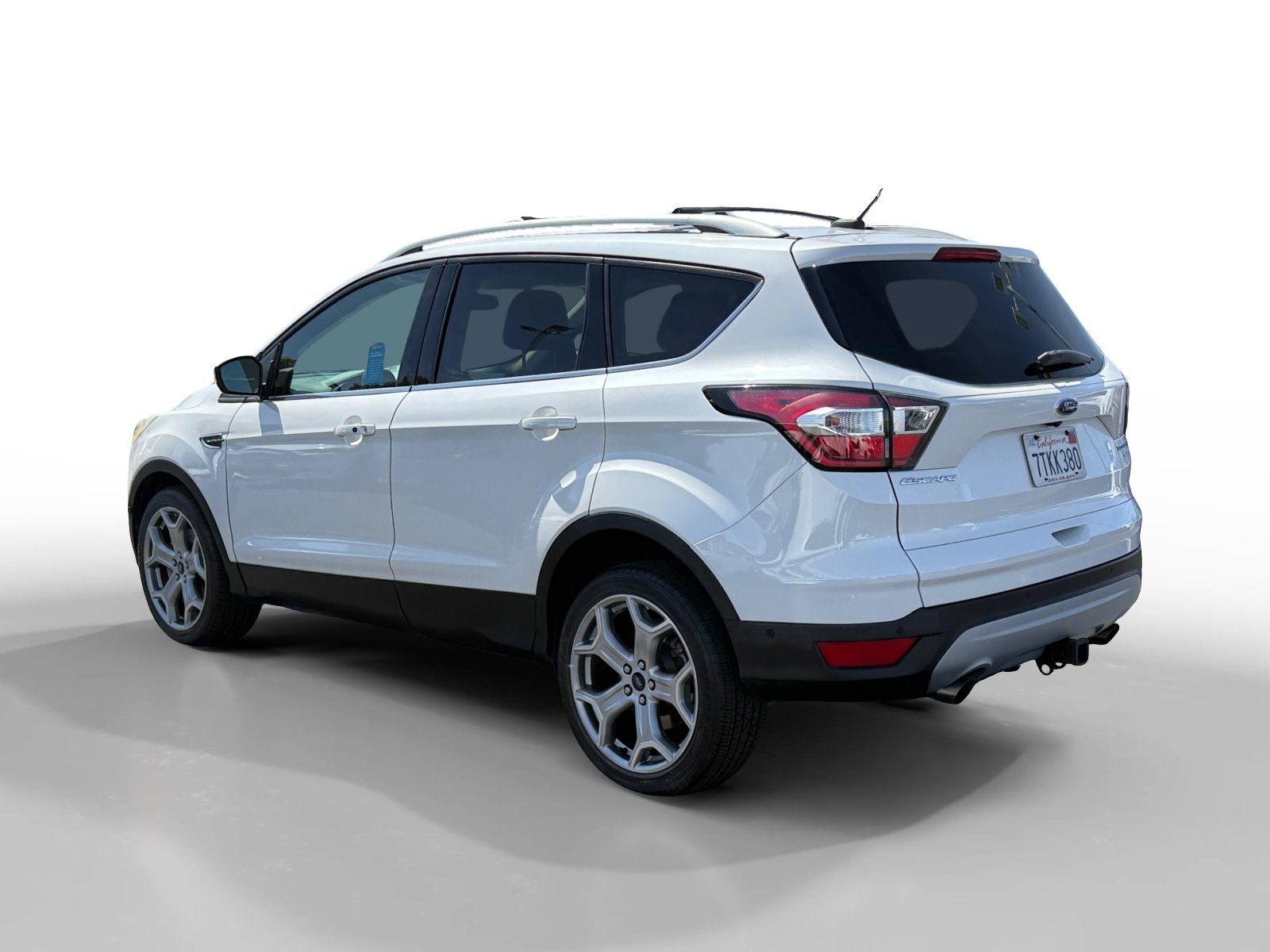 Used 2017 White Platinum Clearcoat Metallic Ford Titanium image 3