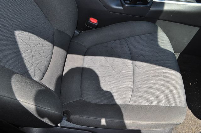 Used 2025 Silver Toyota XLE image 22