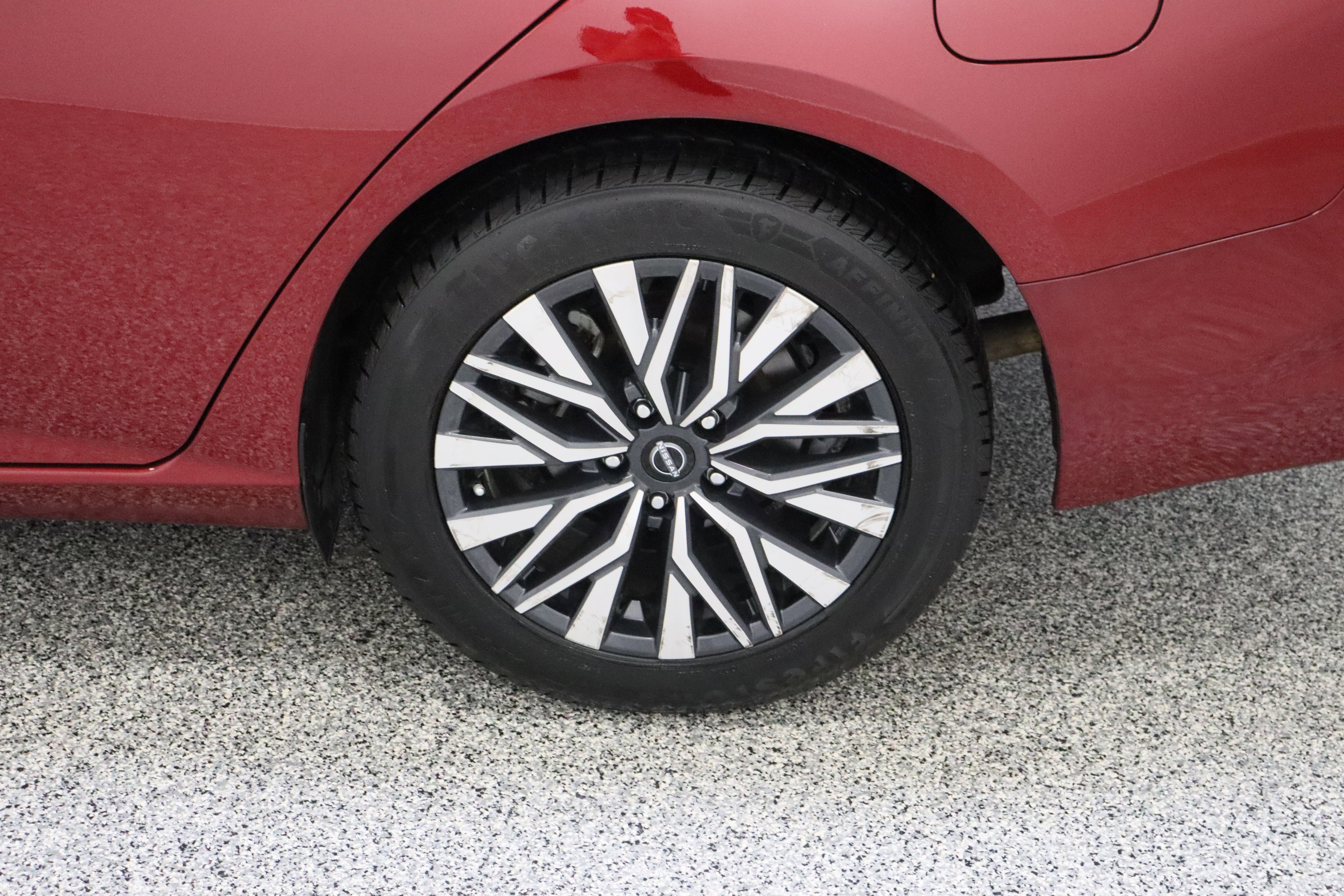 2025 Nissan Altima SV - Photo 10