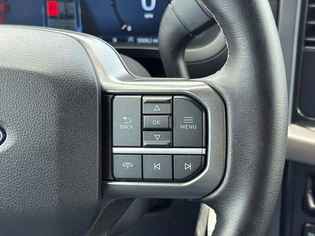 Used 2025 Blue Ford XLT image 17