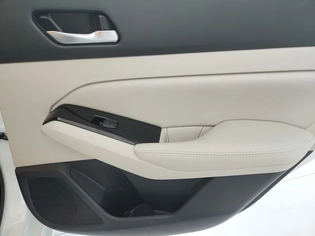 Used 2024 White Nissan 2.5 SL image 43