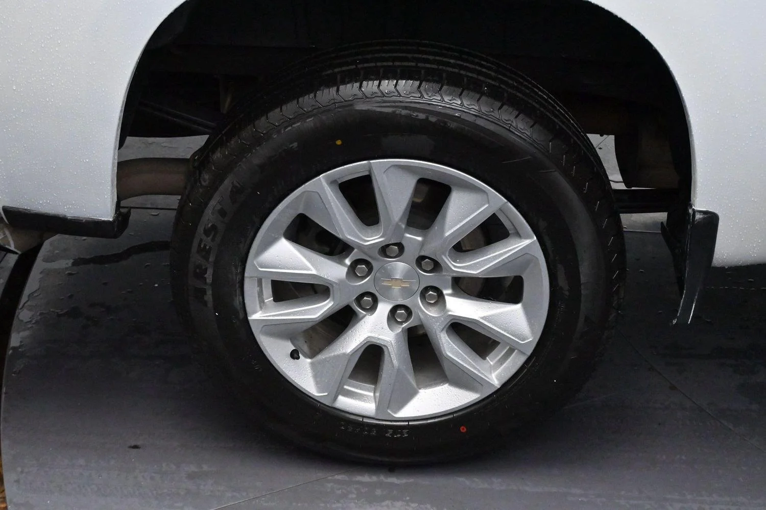 Used 2022 Summit White Chevrolet Custom image 33