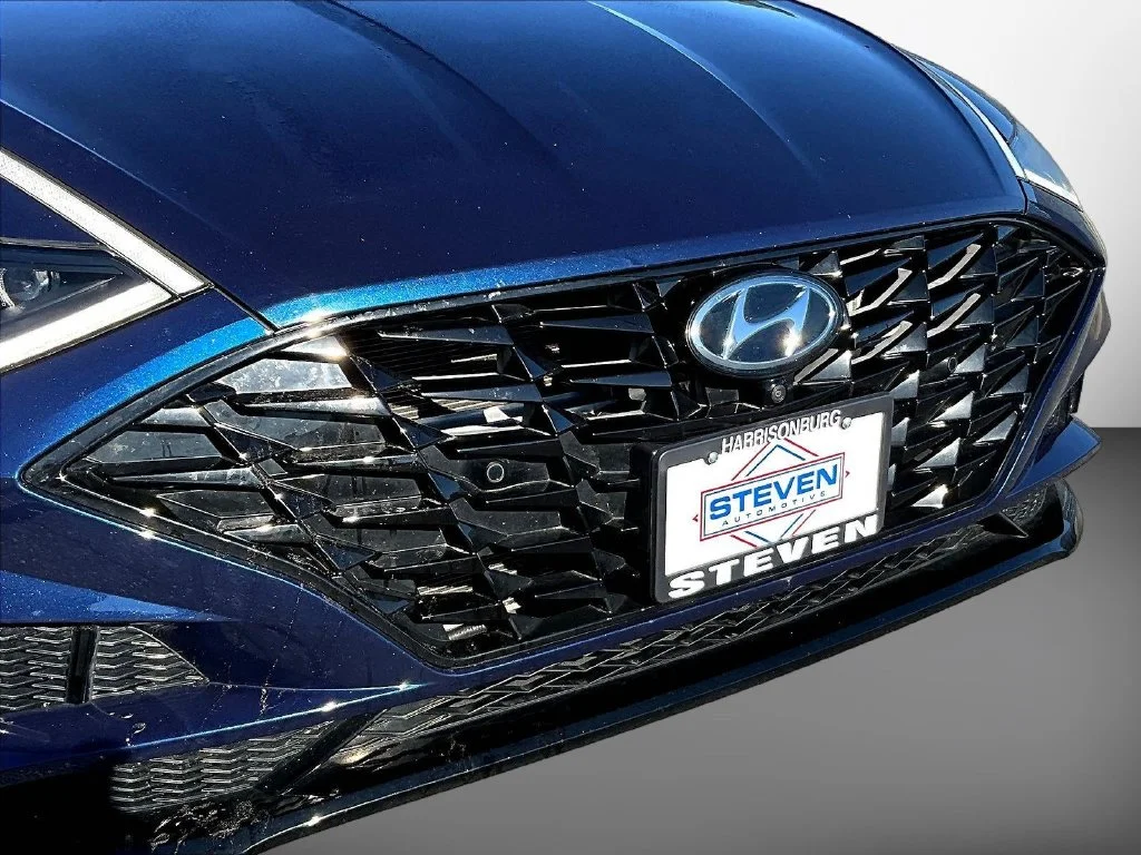 Used 2022 Blue Hyundai Limited image 33