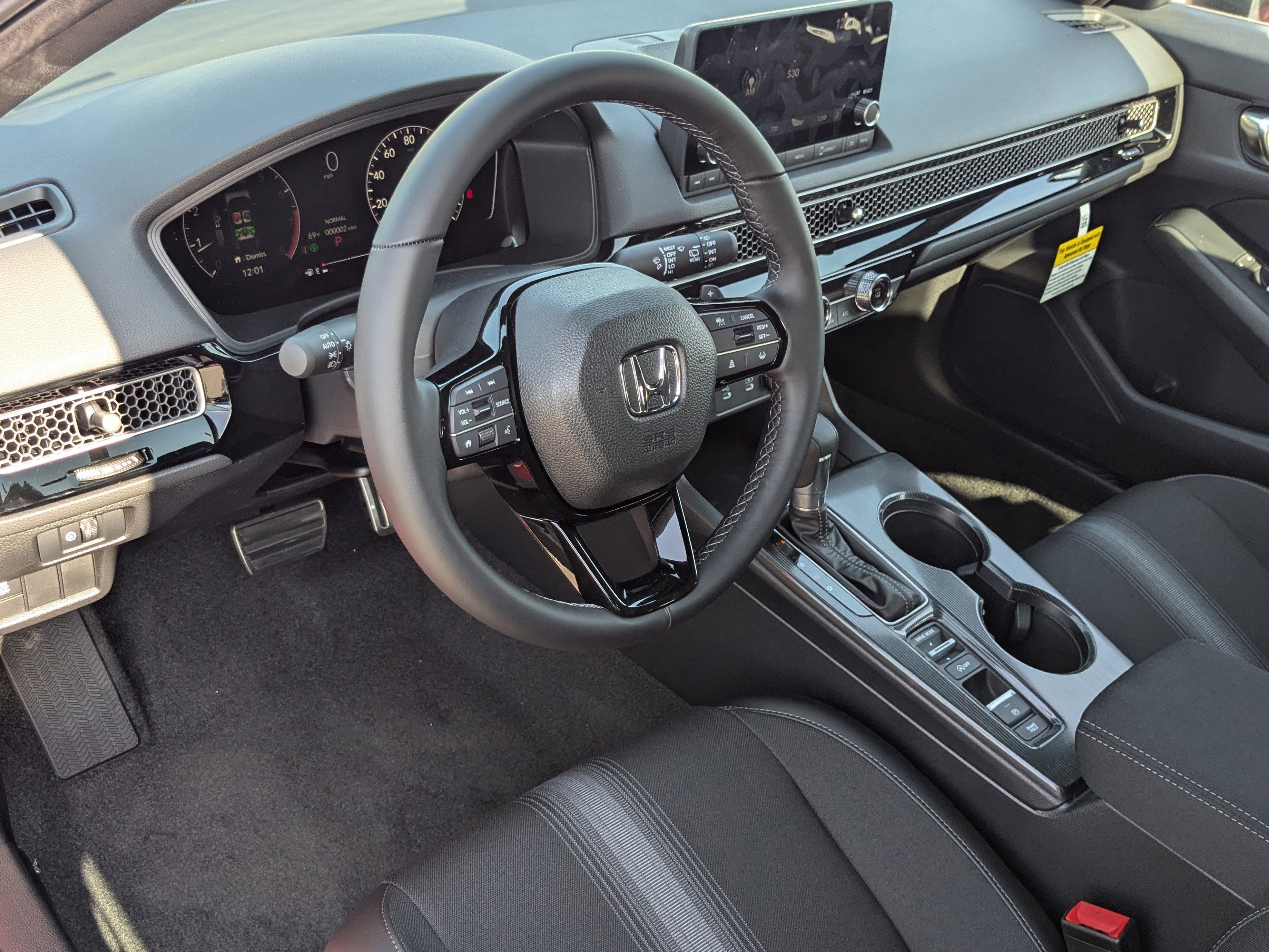 2025 Honda Civic Hatchback Sport - Photo 8