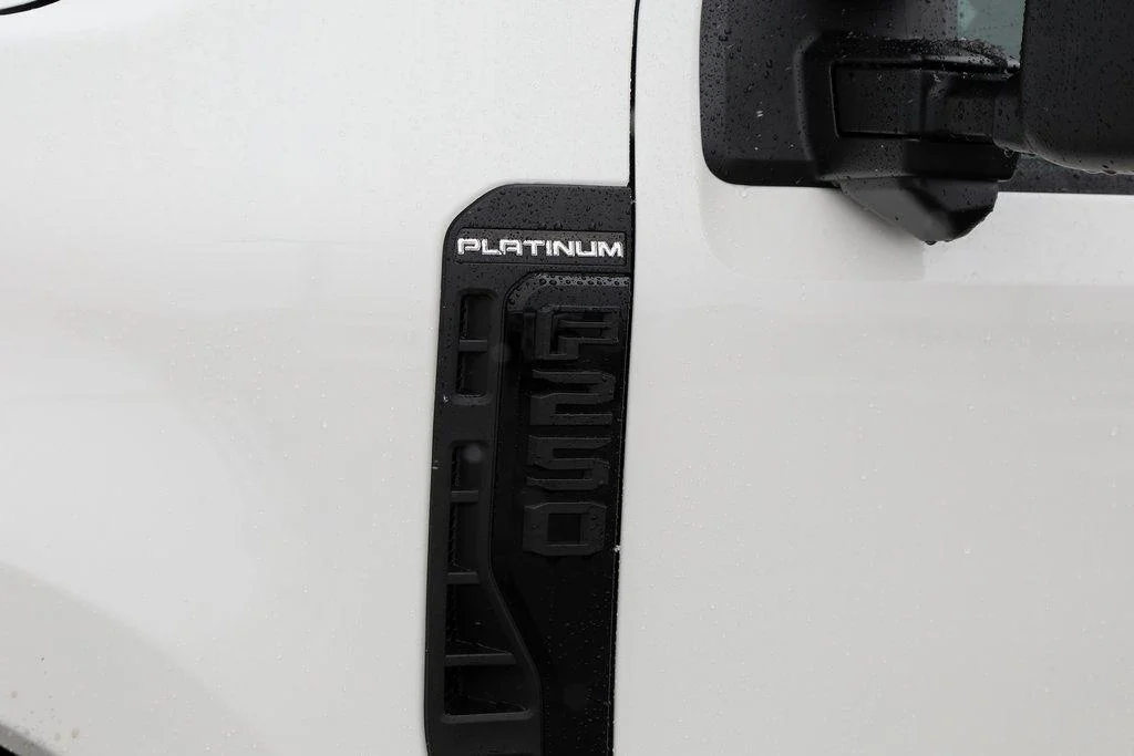 New 2026 Star White Metallic Tri-Coat Ford F-250® Platinum® image 4