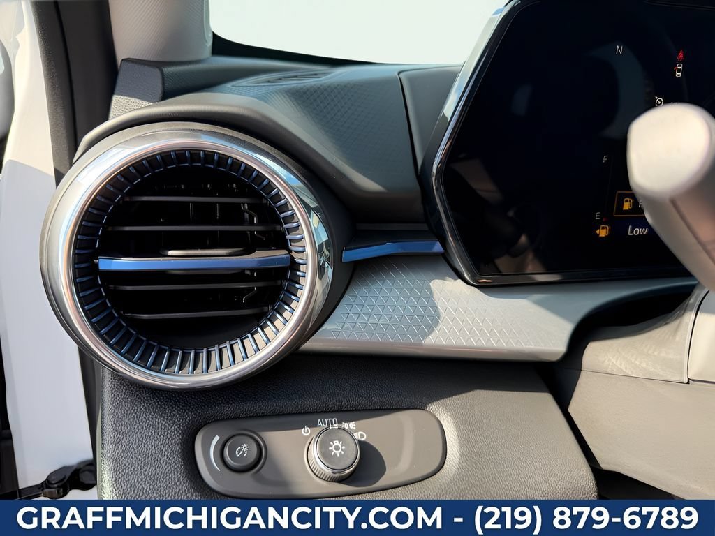 2026 Chevrolet Trax LT - Photo 11