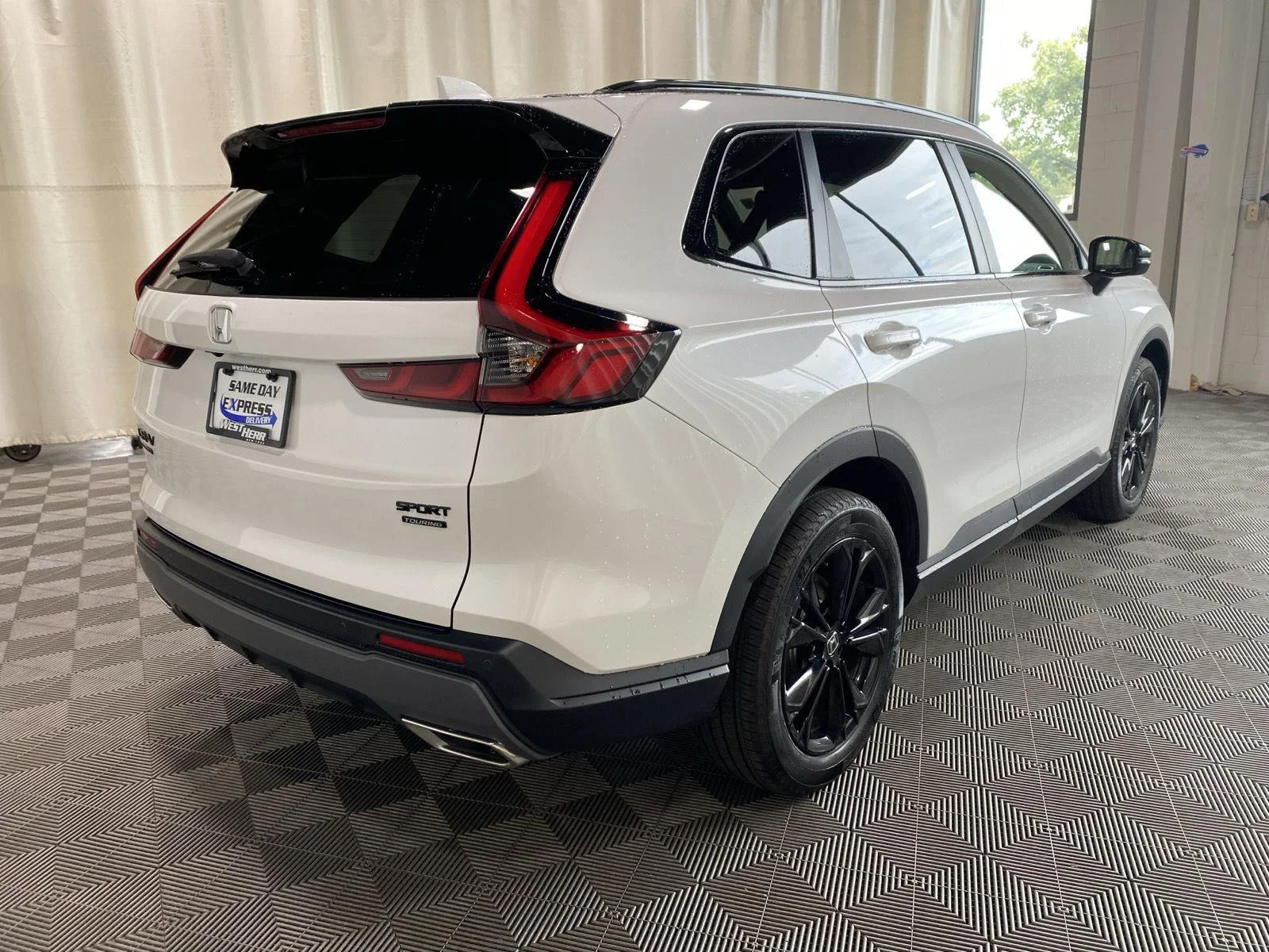 Used 2026 Platinum White Pearl Honda Sport Touring image 15