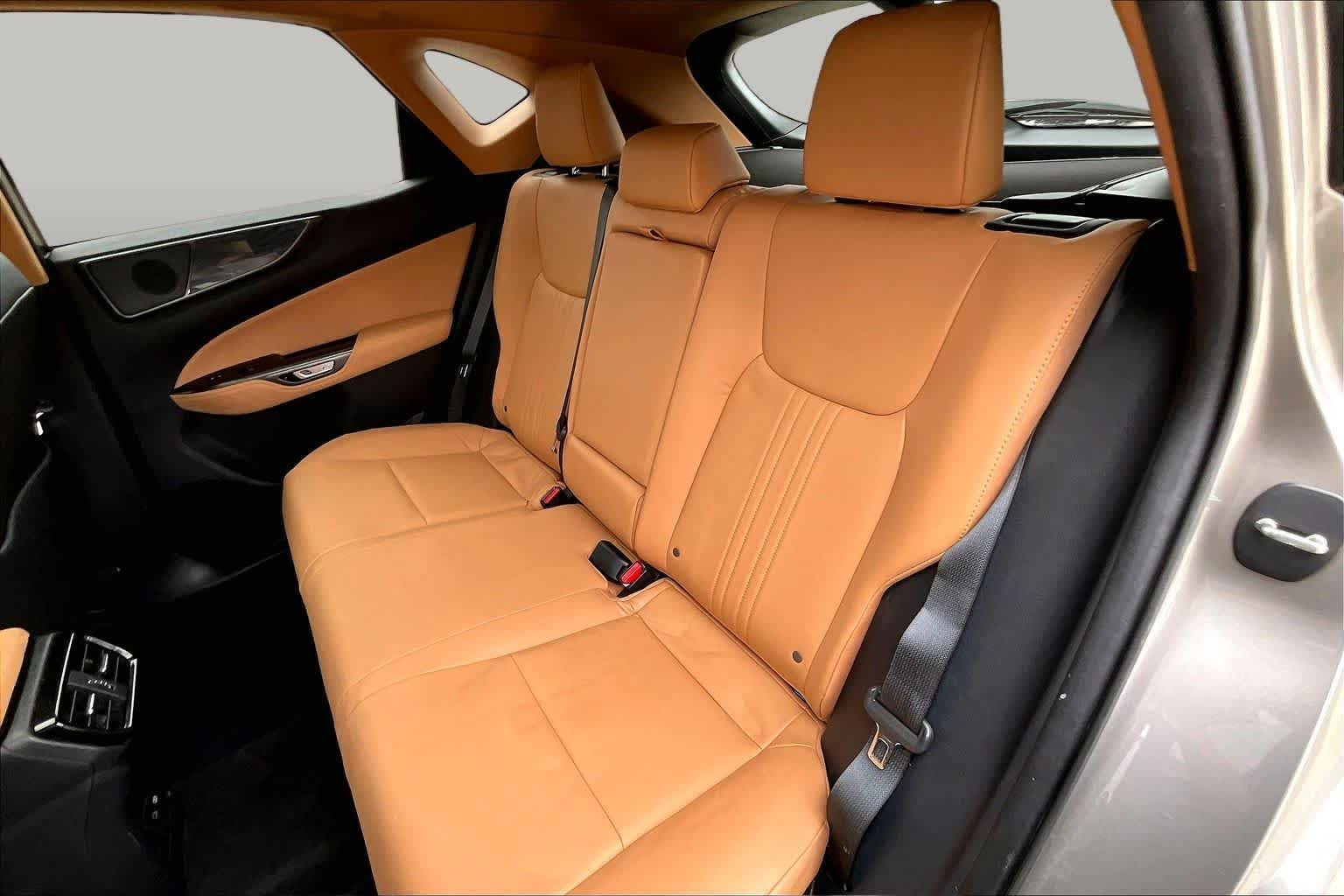 Used 2024 Atomic Silver Lexus Premium image 18