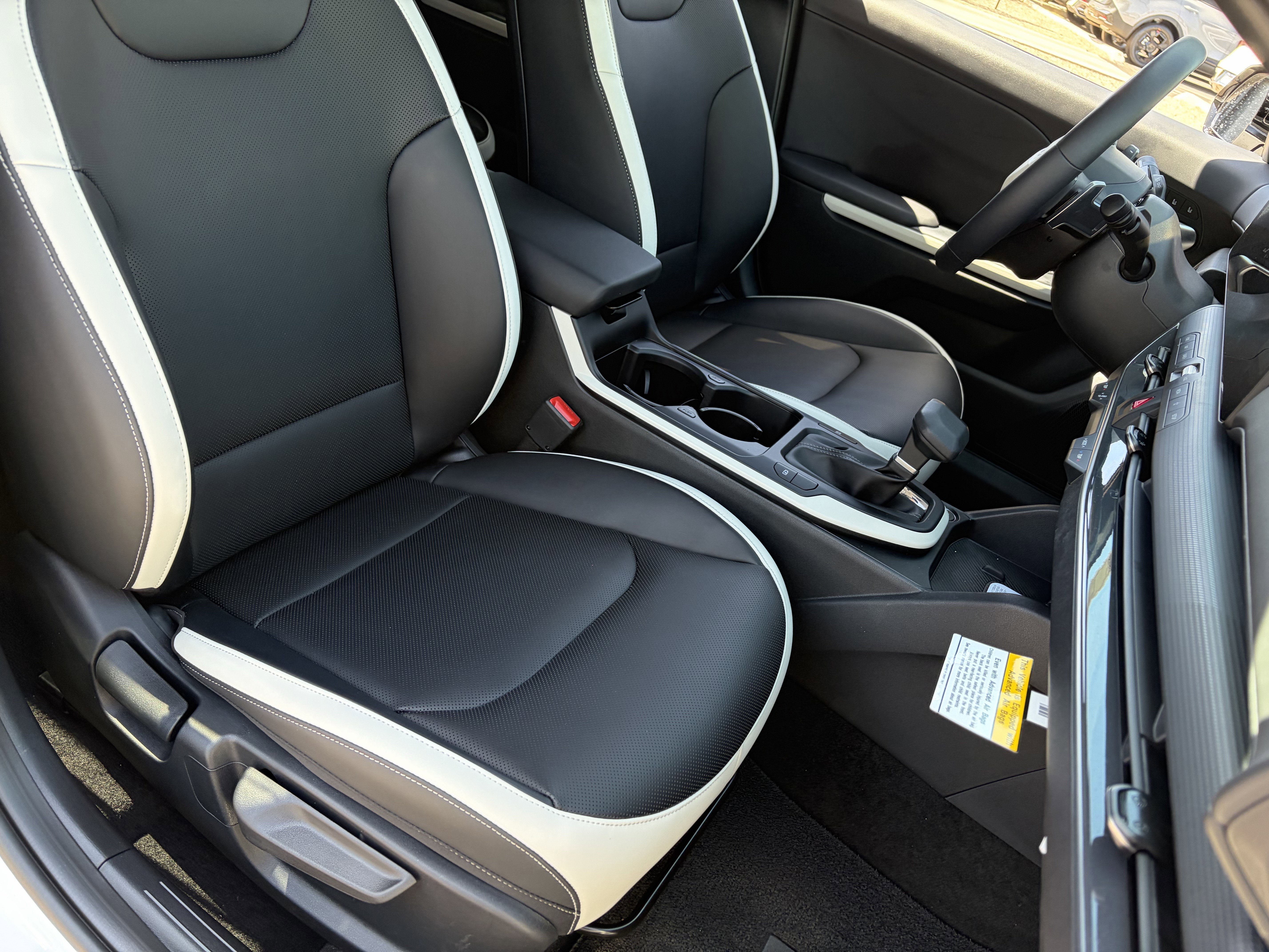 New 2026 Snow White Pearl Kia GT-Line image 8