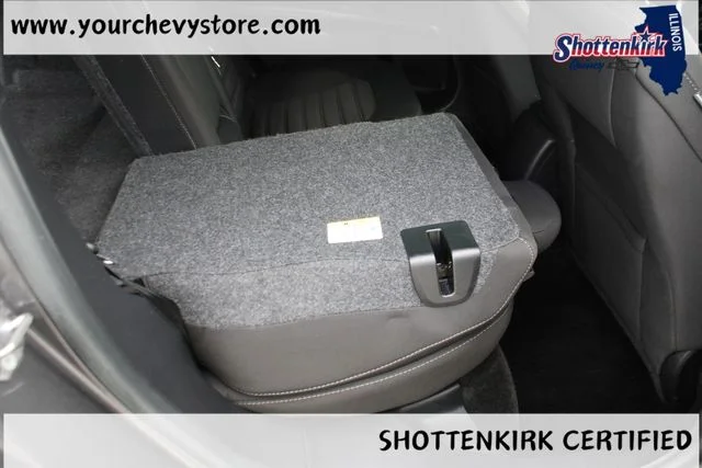 Used 2018 Gray Ford SE image 16
