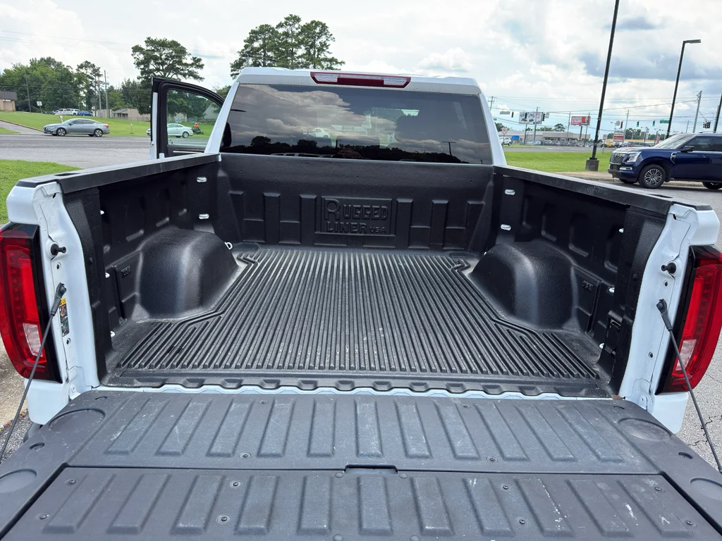 Used 2026 Summit White GMC SLT image 6