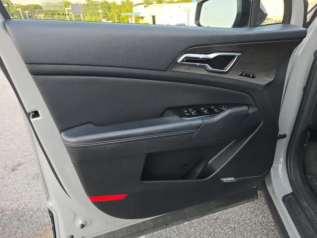 Used 2023 Wolf Gray/Ebony Black Roof Kia X-Pro image 9